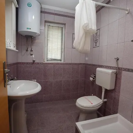 Homestay Mali Homtel