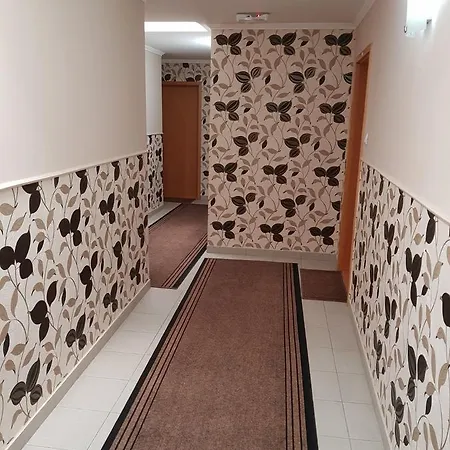 Homestay Mali Homtel *