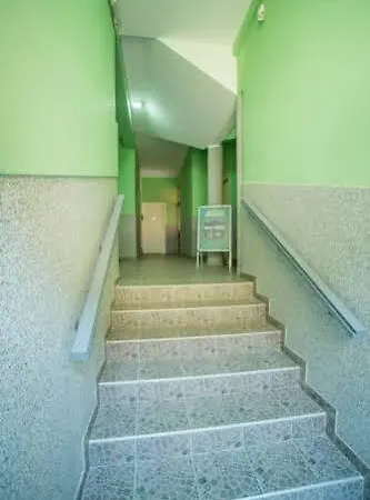 Mali Homtel